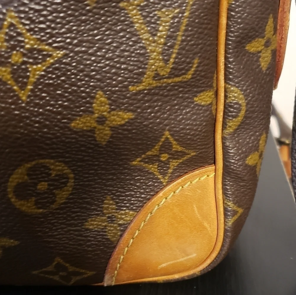 Louis Vuitton  (Unisex) Brown  Monogram Shoulder Bag - Picture 5 of 16